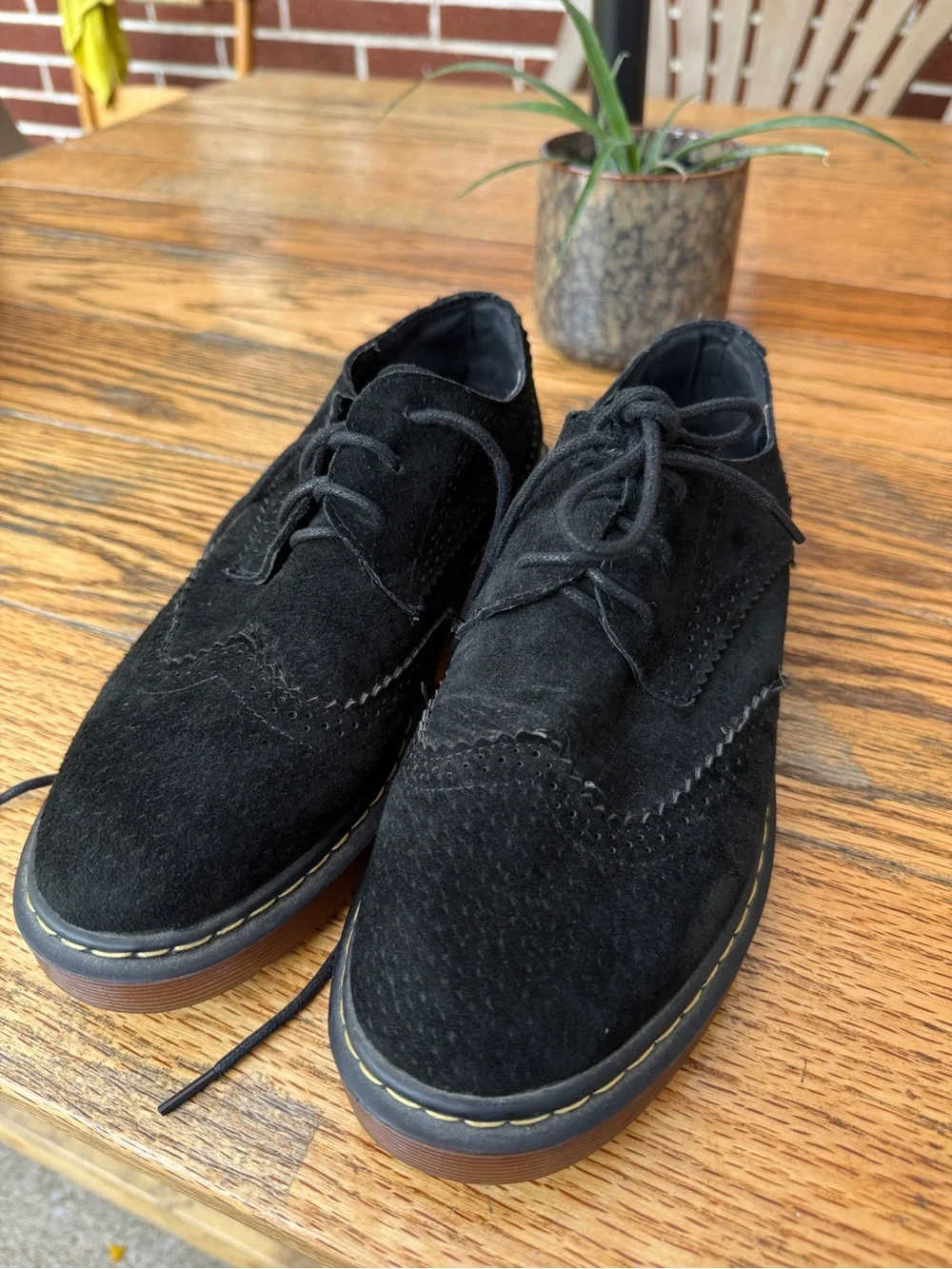 Black Suede Lace Up Rubber Sole Oxford Shoes size 39 / 24.5 centimeters